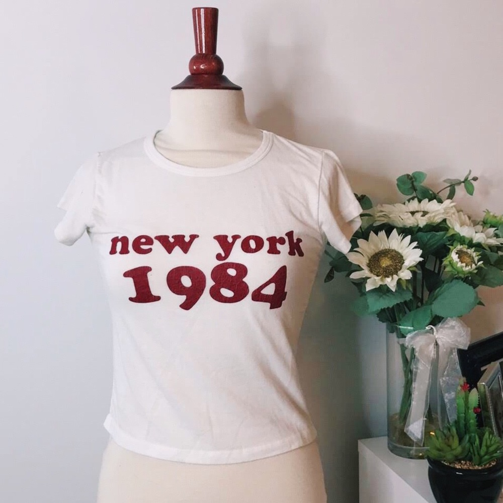 Brandy Melville New York t shirt - Picture 2 of 4